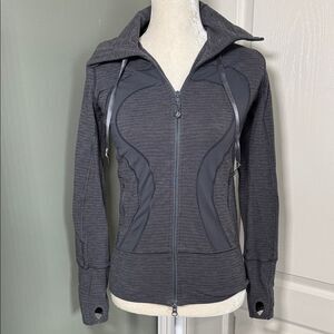 Lululemon Scuba Hoodie Jacket Women’s Size 4 Gray Full Zip